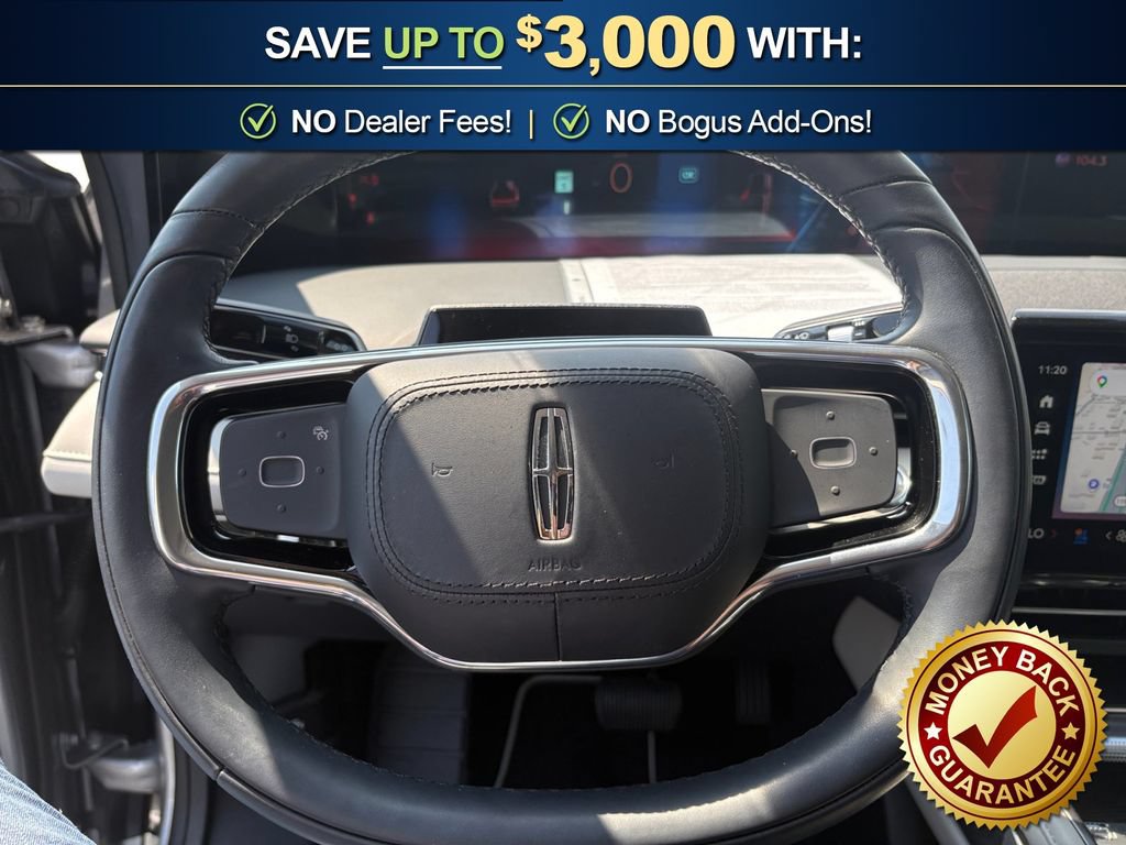 Used 2025 Lincoln Nautilus Reserve AWD/4WD image 18