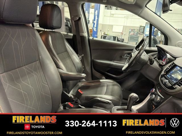 Used 2018 Chevrolet Trax LT w/ LT Convenience Package image 26