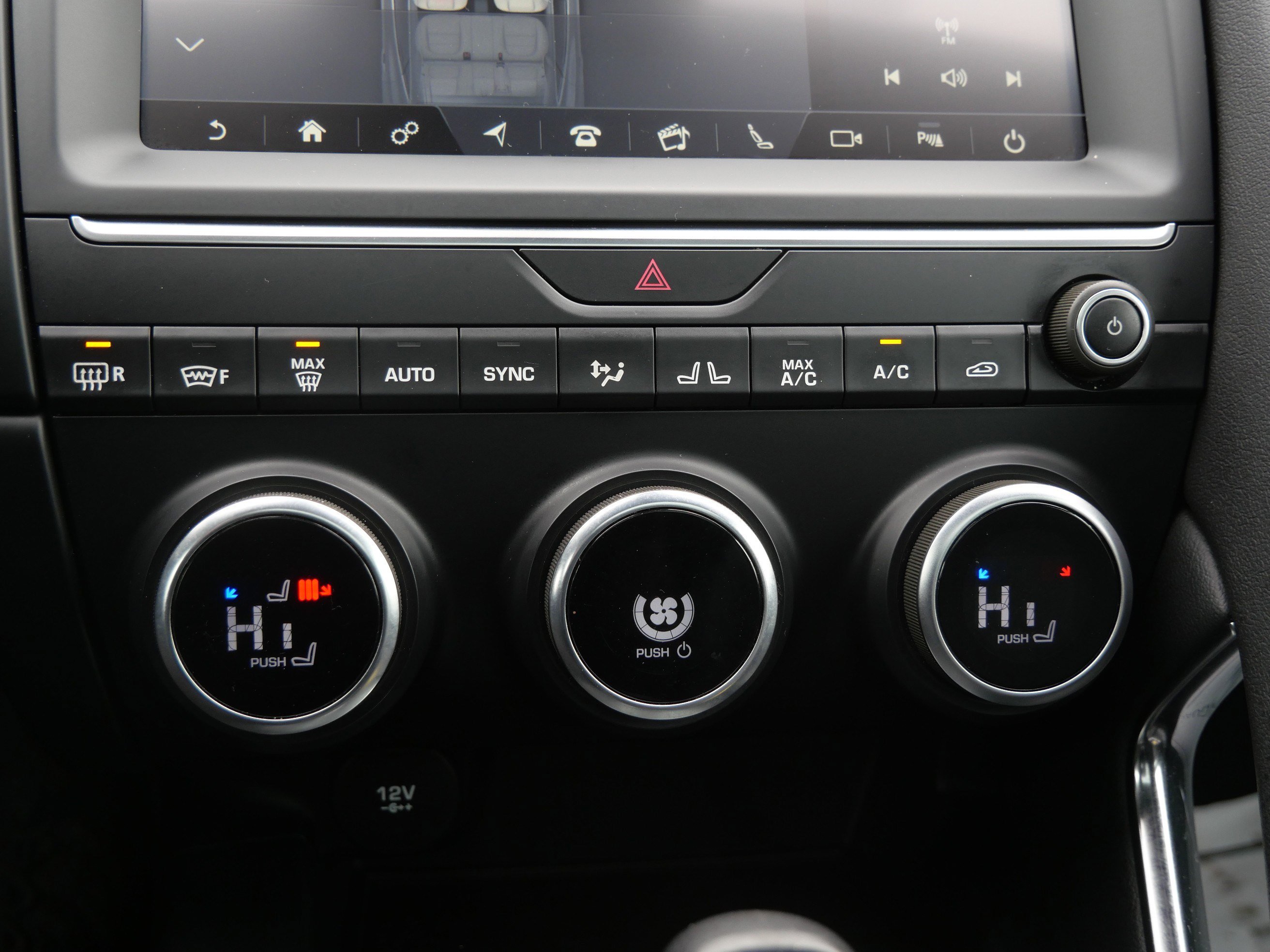 Used 2019 Jaguar E-PACE S image 31