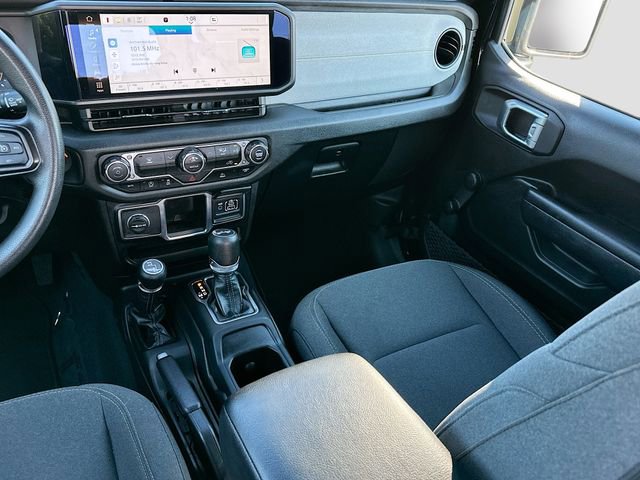 Used 2024 Jeep Wrangler Unlimited Sport AWD/4WD image 21