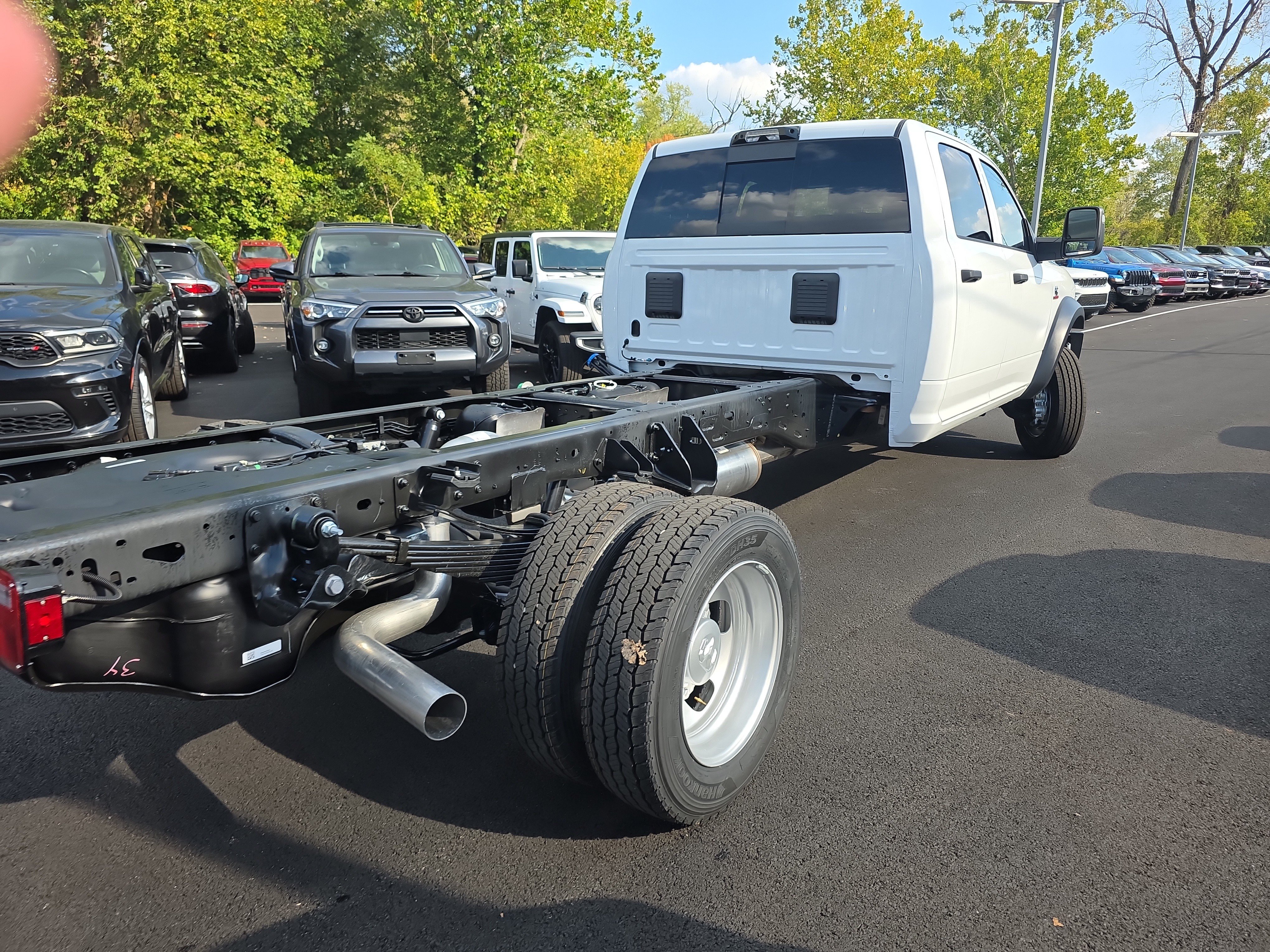 New 2026 RAM 5500 Tradesman AWD/4WD image 20