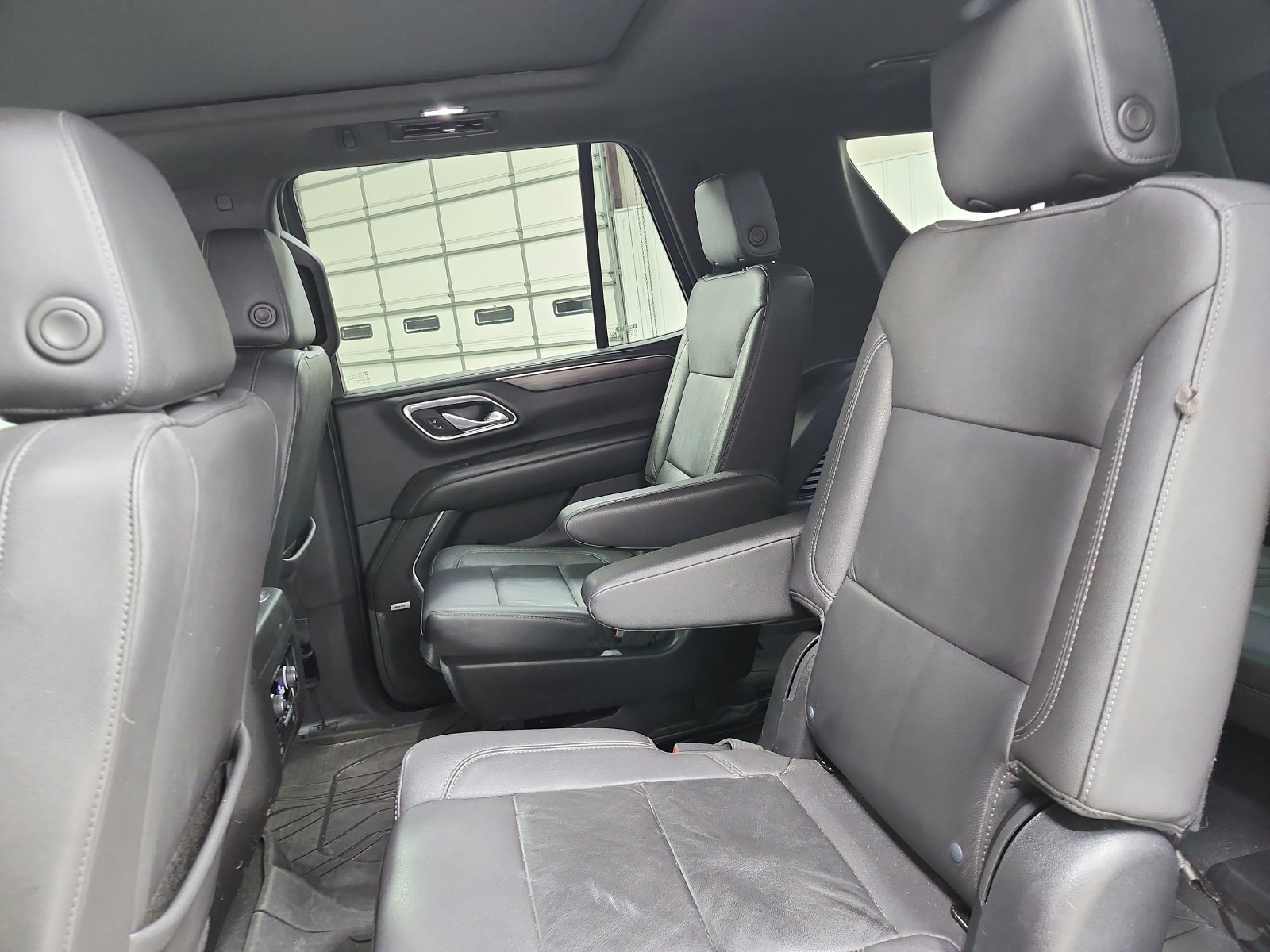 Used 2023 Chevrolet Tahoe LT w/ Luxury Package RWD image 12