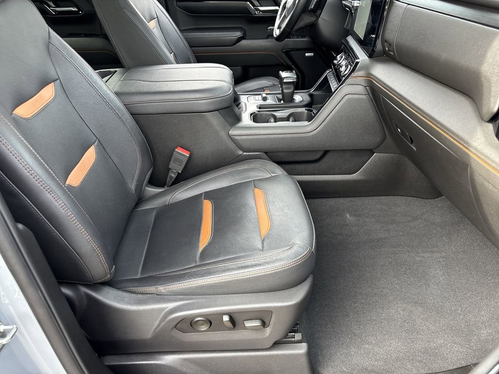 Used 2024 GMC Sierra 1500 AT4 w/ Technology Package image 27