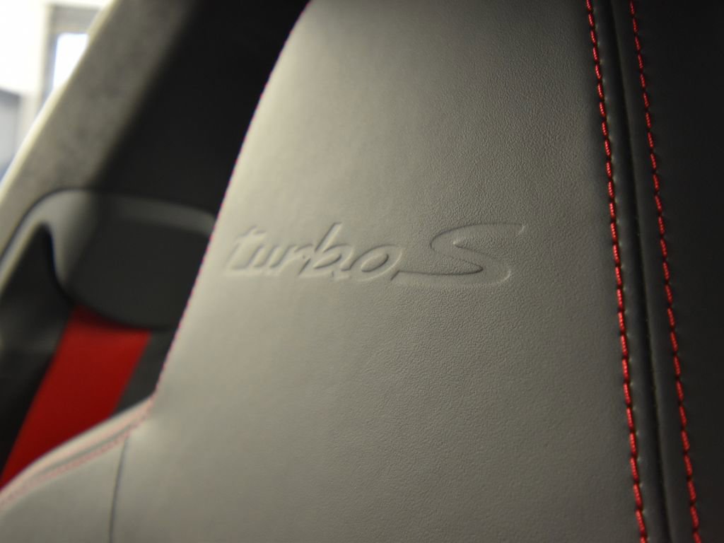 Used 2022 Porsche 911 Turbo S image 39