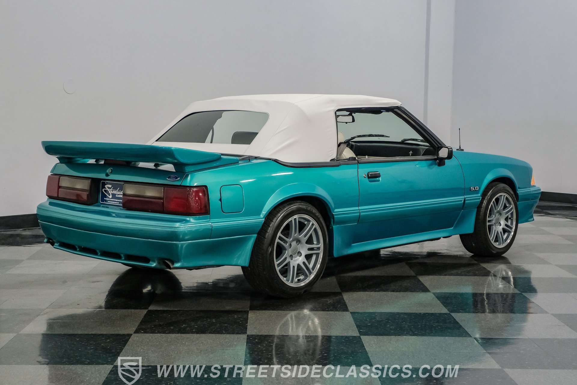 Used 1991 Ford Mustang LX RWD image 12