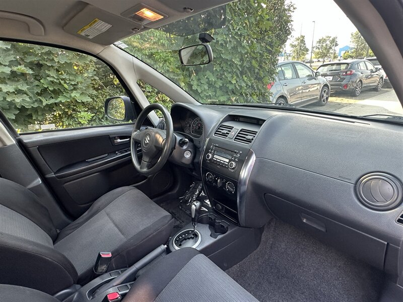 Used 2008 Suzuki SX4 Sport FWD image 8