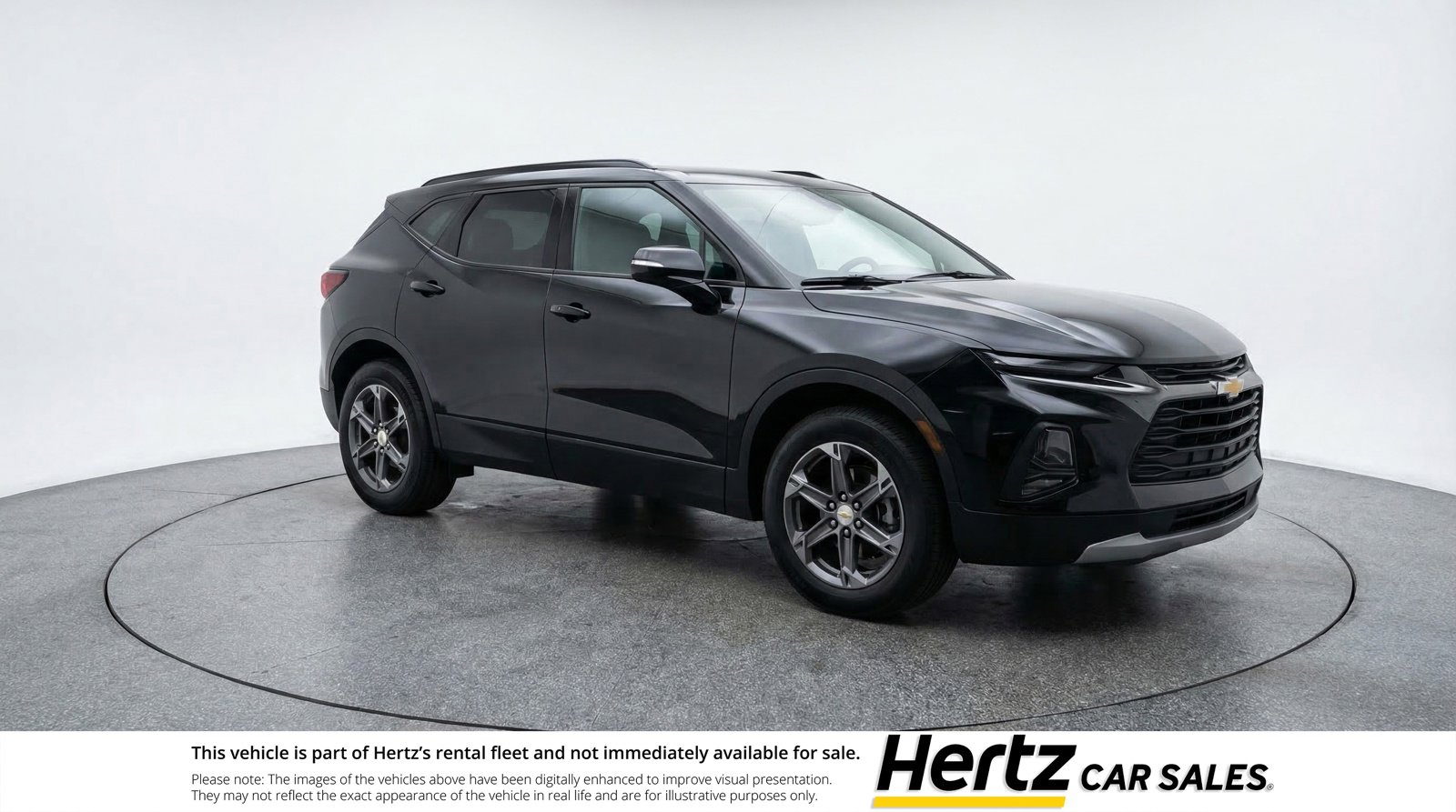Used 2025 Chevrolet Blazer LT image 1
