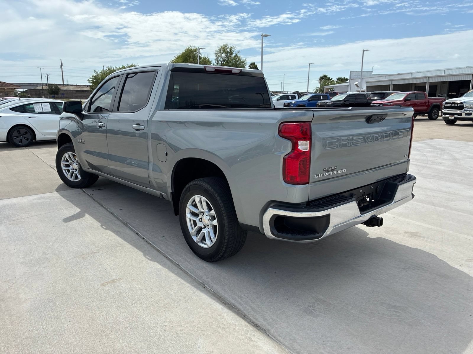 Used 2024 Chevrolet Silverado 1500 LT w/ Protection Package RWD image 5