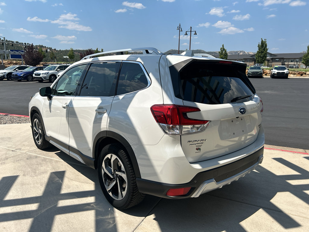 Certified 2022 Subaru Forester Touring AWD/4WD image 6