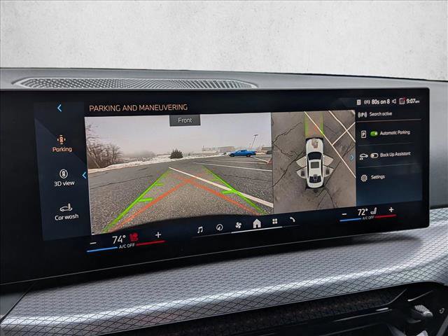 Certified 2025 BMW 330i xDrive Sedan w/ Convenience Package image 16