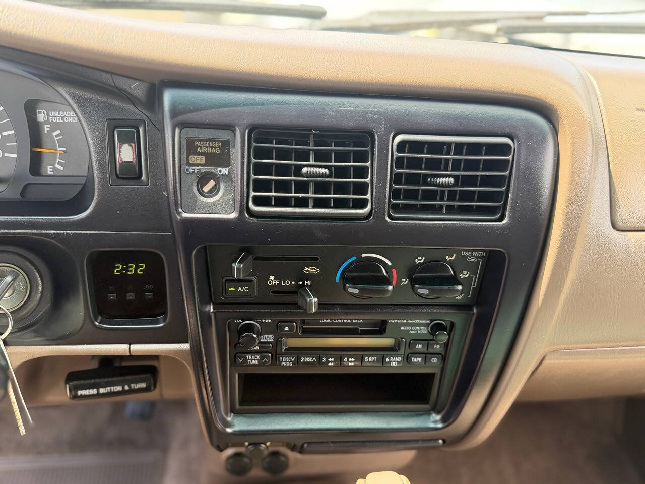 Used 1999 Toyota Tacoma PreRunner RWD image 90