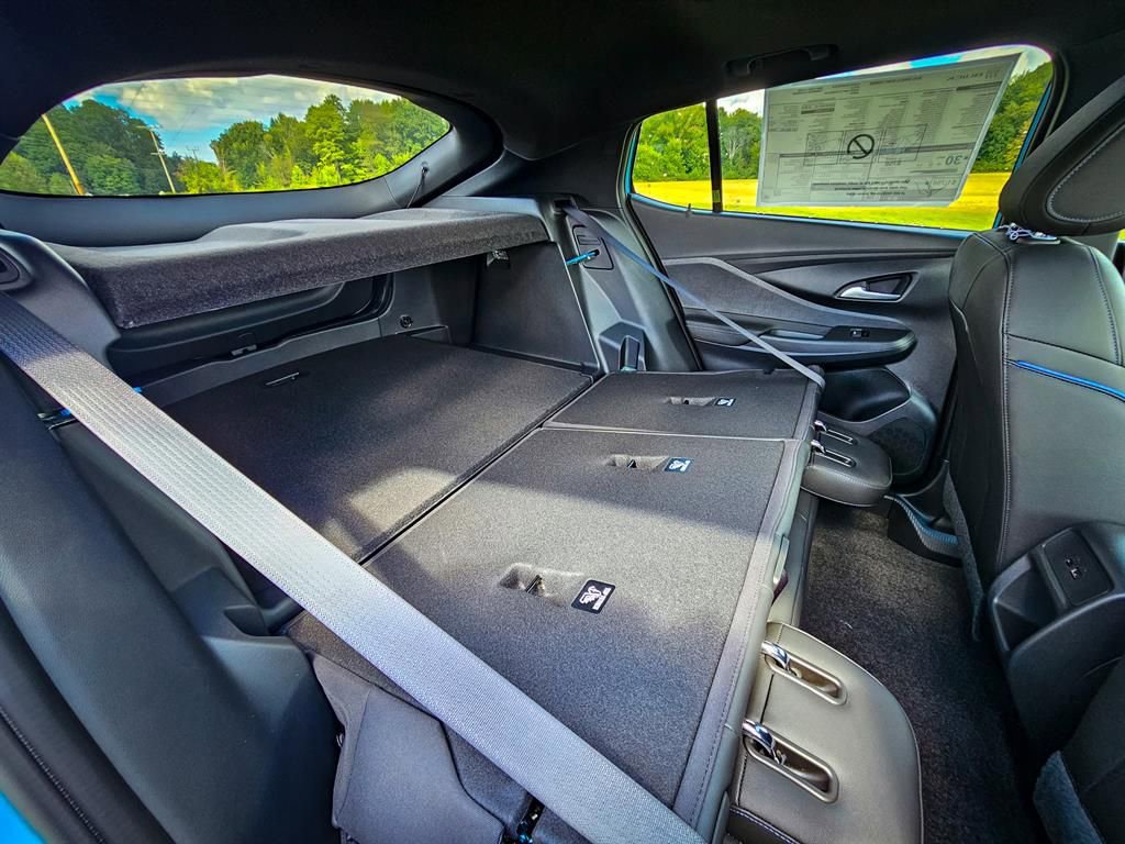 New 2025 Buick Envista Sport Touring w/ Convenience I Package image 36