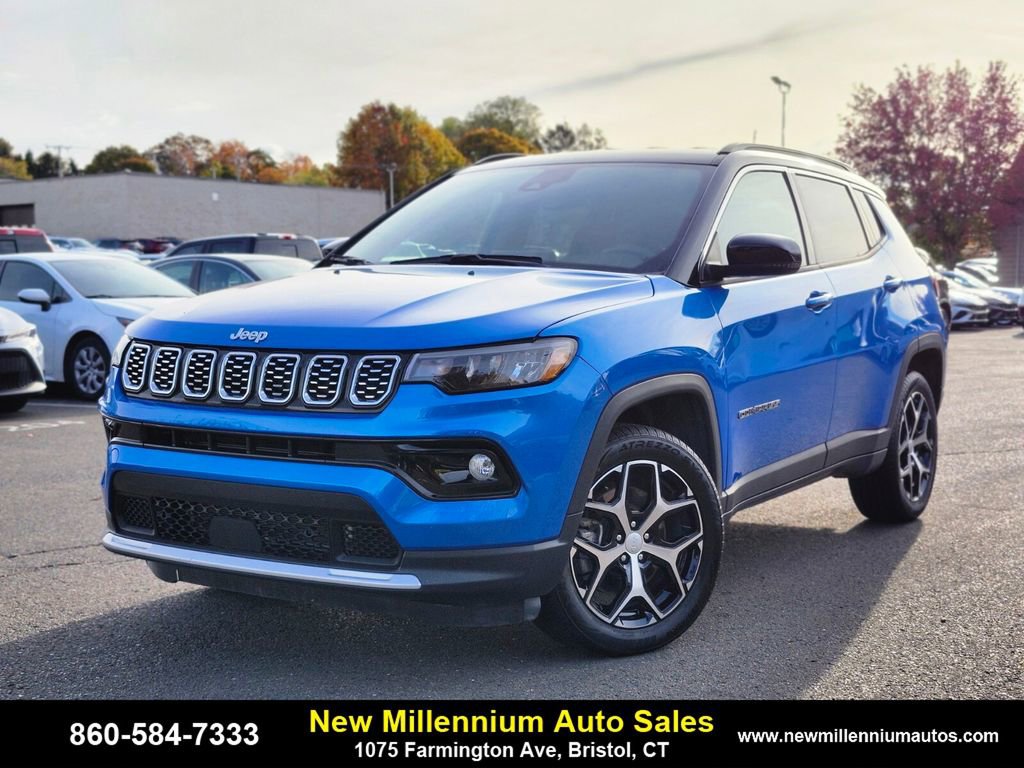 Used 2024 Jeep Compass Limited image 1