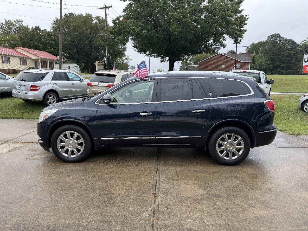 Used 2015 Buick Enclave Leather w/ Trailering Package AWD/4WD image 4
