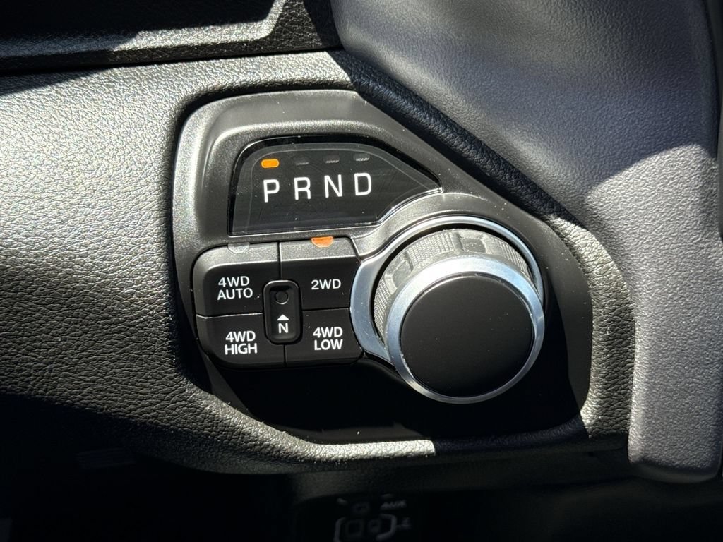 Used 2022 RAM 1500 Big Horn AWD/4WD image 22