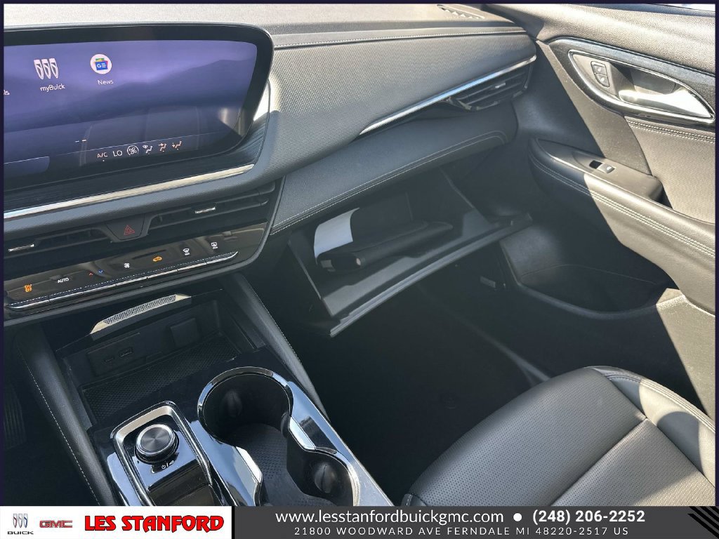 Used 2024 Buick Envision Preferred AWD/4WD image 34