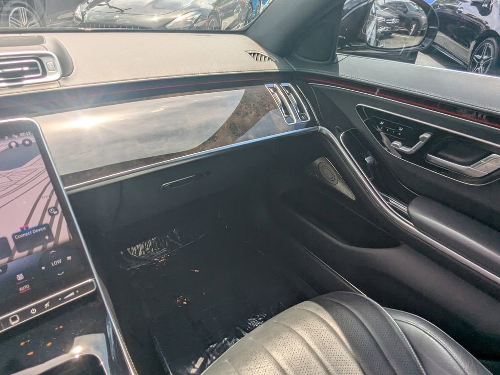 Certified 2022 Mercedes-Benz S 500 4MATIC image 4