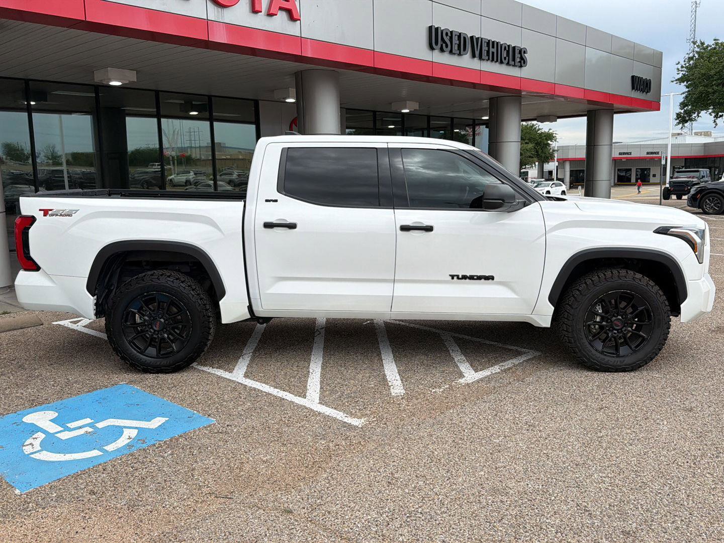 Used 2023 Toyota Tundra SR5 AWD/4WD image 2