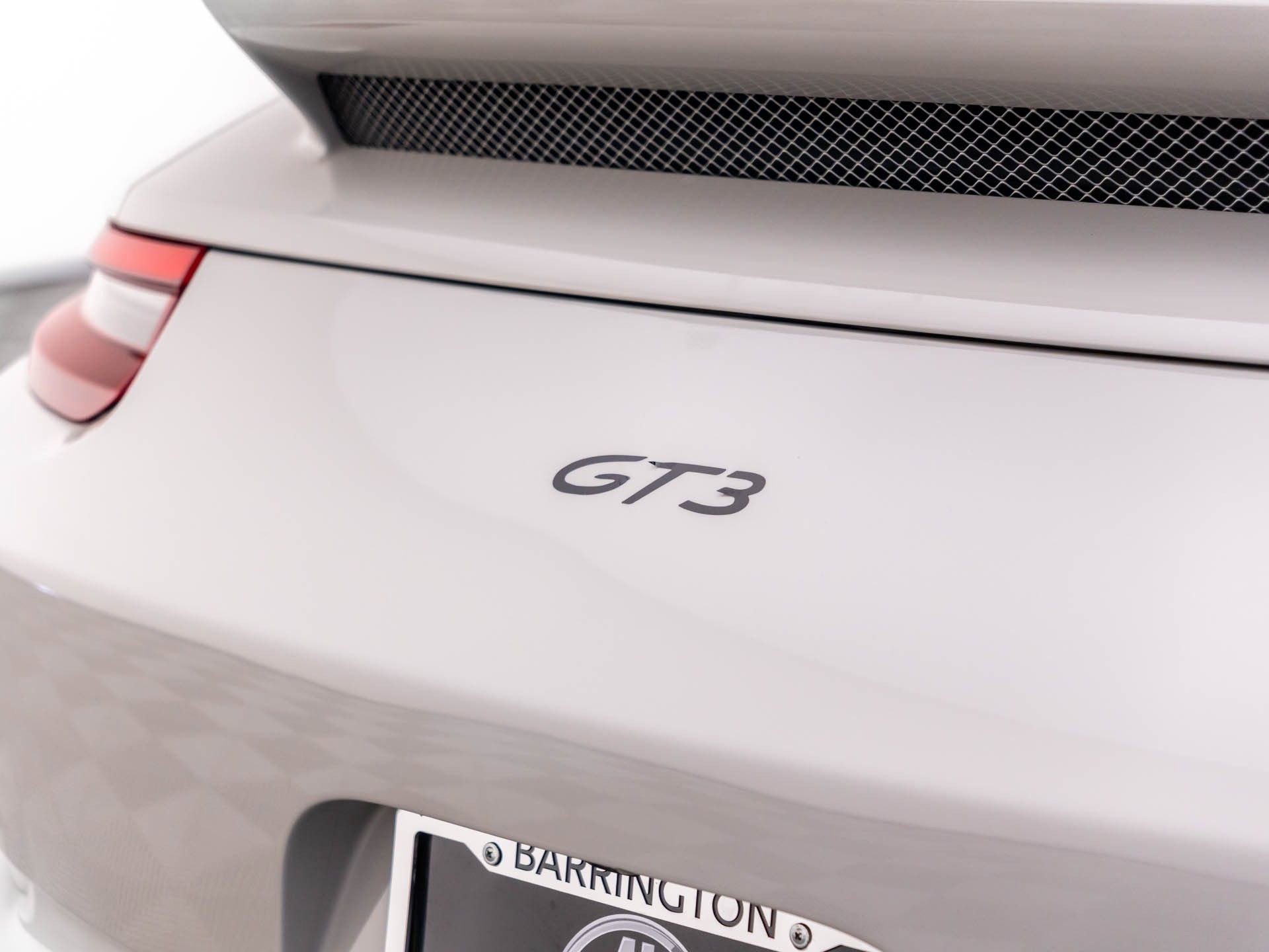 Used 2018 Porsche 911 GT3 RWD image 39
