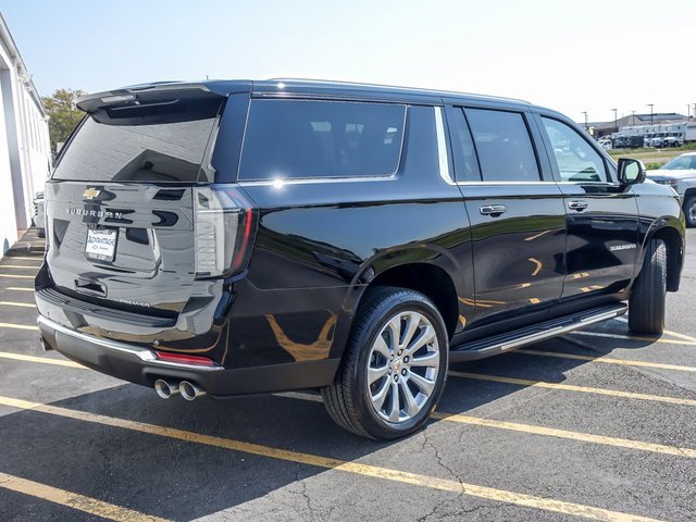 New 2026 Chevrolet Suburban Premier image 6