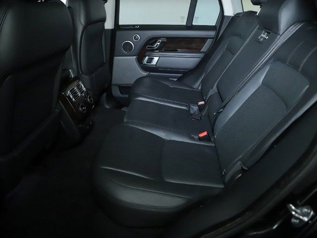 Used 2020 Land Rover Range Rover HSE image 14
