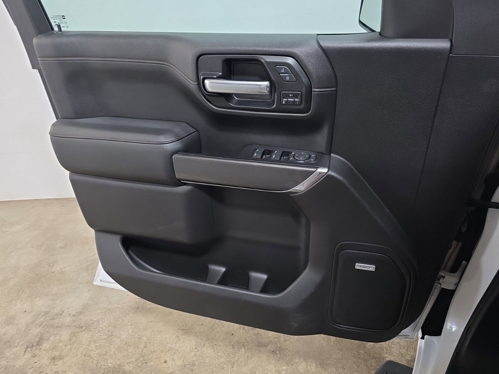 Used 2020 GMC Sierra 1500 AT4 w/ AT4 Premium Package image 32