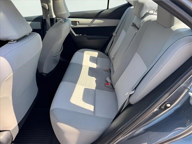 Used 2015 Toyota Corolla LE FWD image 10