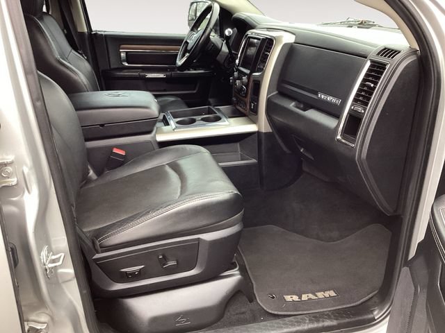 Used 2013 RAM 3500 Laramie w/ Convenience Group AWD/4WD image 13