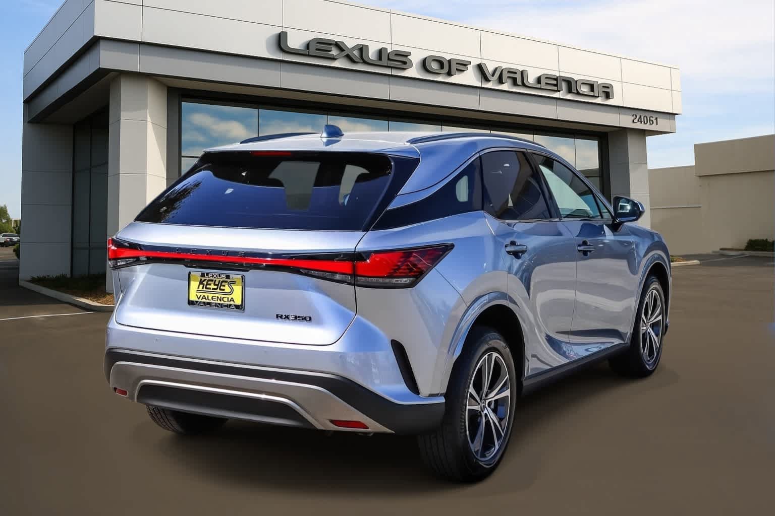 New 2026 Lexus RX 350 Premium w/ Accessory Package (Z1) FWD image 4