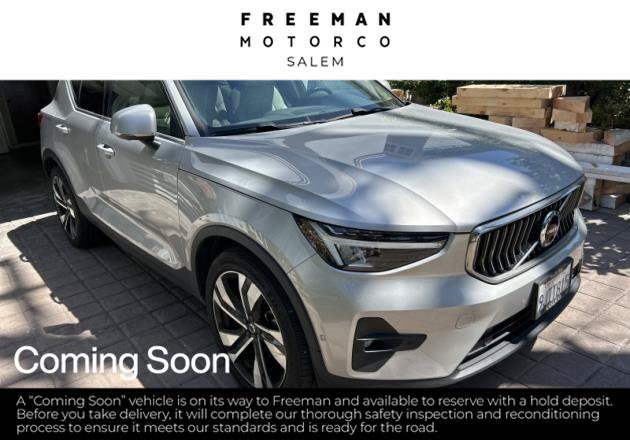Used 2023 Volvo XC40 B5 Plus w/ Protection Package Premier