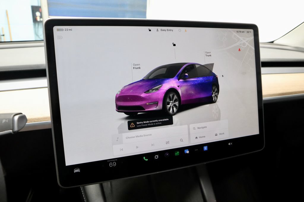 Used 2024 Tesla Model Y Long Range AWD/4WD image 29