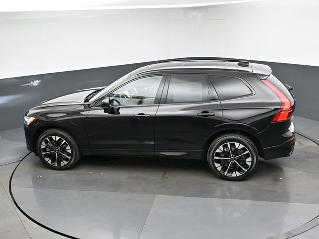 New 2026 Volvo XC60 T8 Plus w/ Protection Package Premier image 47