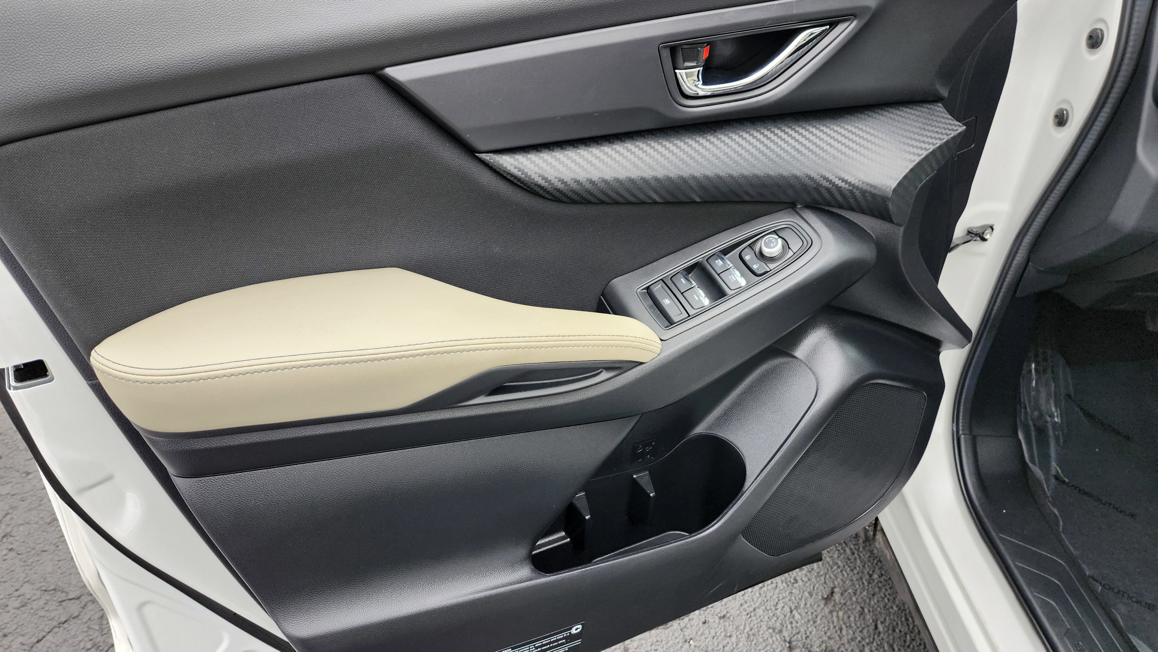 Used 2025 Subaru Ascent Premium image 20