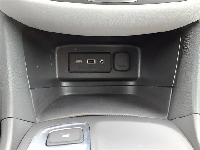 Used 2023 Chevrolet Equinox LS w/ LS Convenience Package image 24