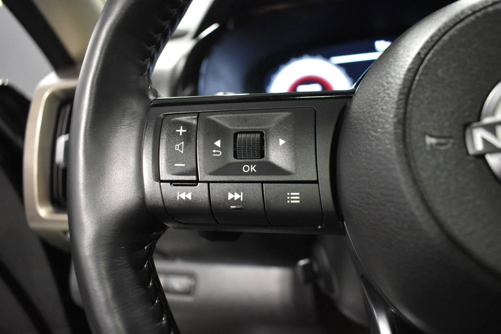 Certified 2024 Nissan Pathfinder Platinum image 29