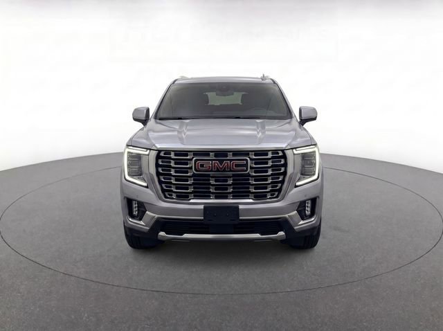 Used 2025 GMC Yukon XL Denali AWD/4WD image 5