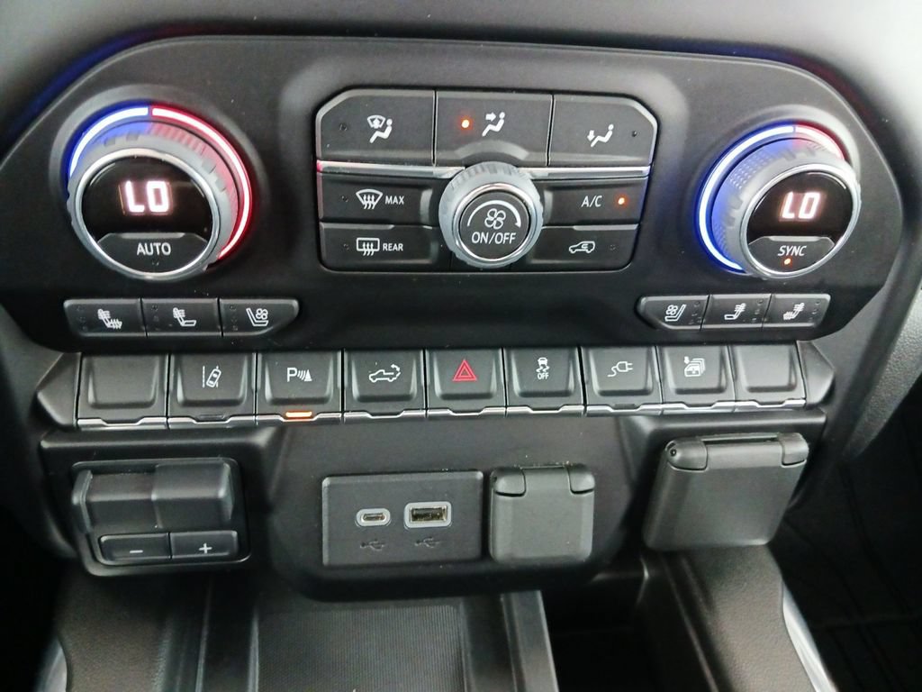 Used 2022 Chevrolet Silverado 2500 LTZ w/ LTZ Premium Package RWD image 30