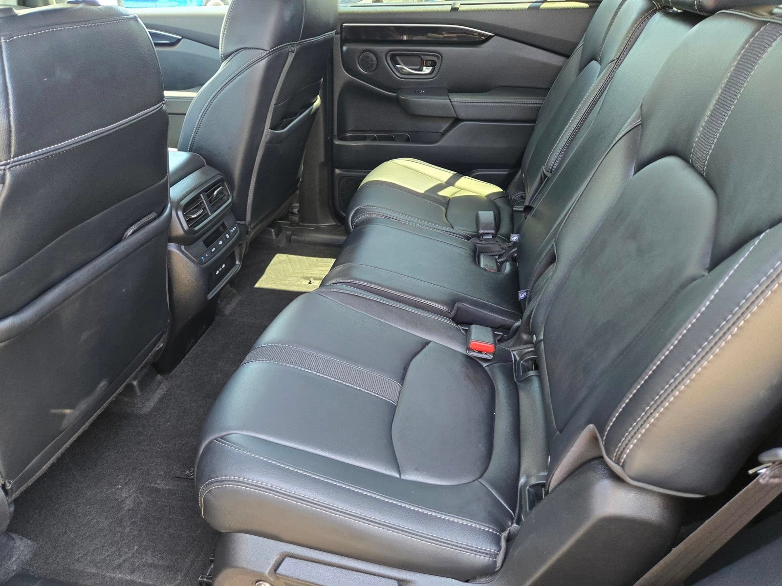 Certified 2024 Honda Pilot Touring image 18