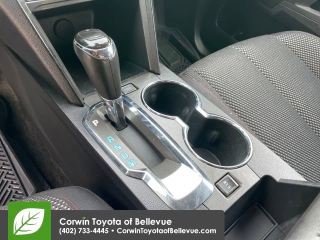 Used 2017 Chevrolet Equinox LT w/ Convenience Package image 22