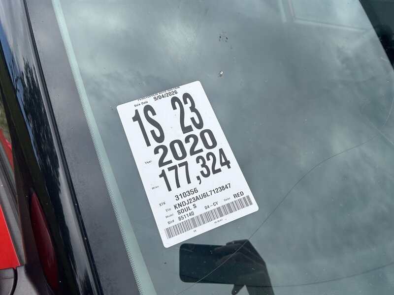 Used 2020 Kia Soul S FWD image 34