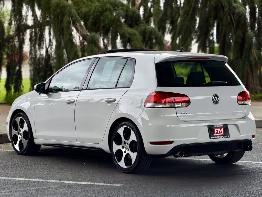 Used 2011 Volkswagen GTI 4-Door FWD image 6