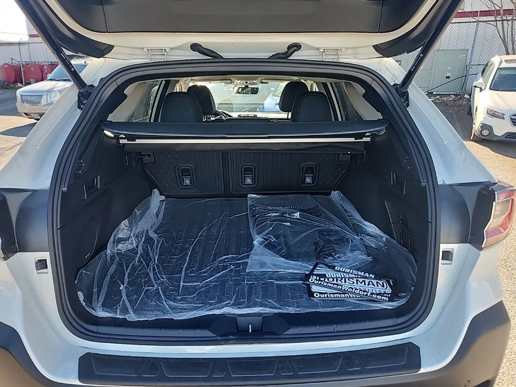Certified 2025 Subaru Outback Limited image 7