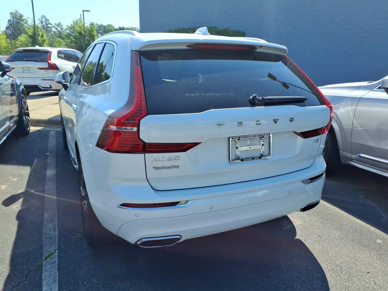 Used 2021 Volvo XC60 T5 Inscription w/ Protection Package Premier FWD image 6