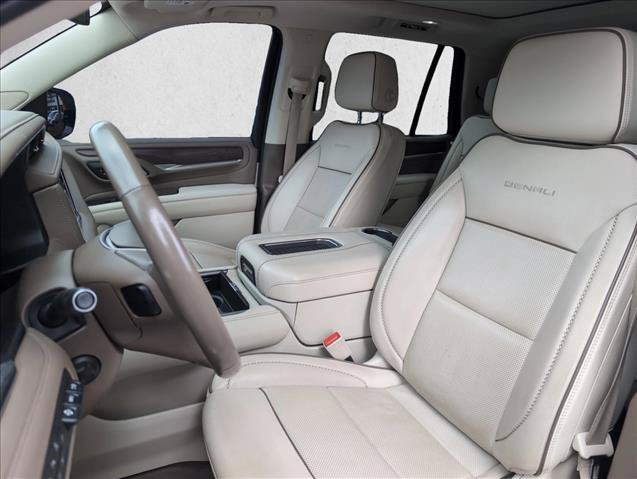 Used 2022 GMC Yukon Denali w/ Max Trailering Package AWD/4WD image 14