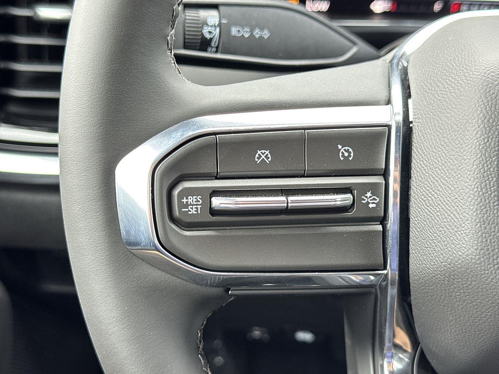 New 2026 GMC Canyon Elevation w/ Convenience Package RWD image 15
