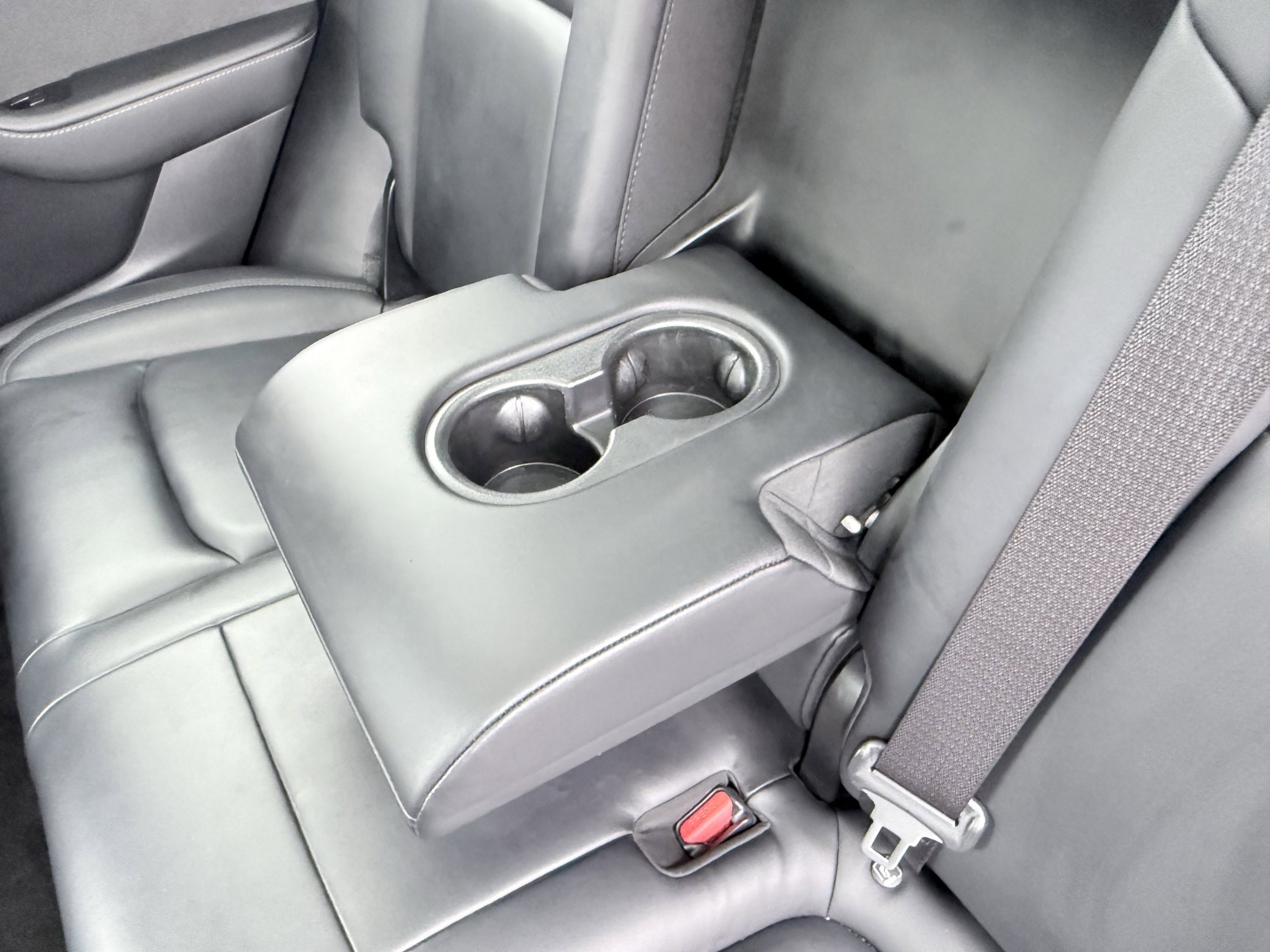 Used 2020 Tesla Model Y Performance image 40