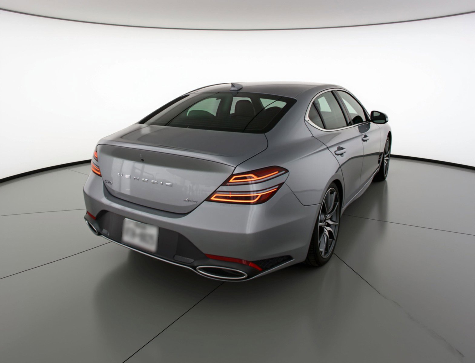 Used 2025 Genesis G70 2.5T image 9