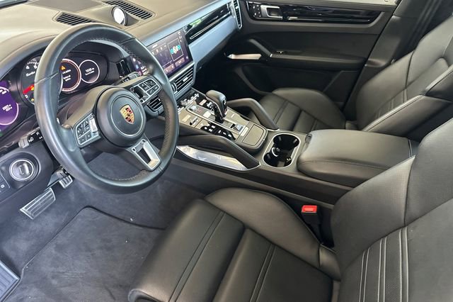 Used 2022 Porsche Cayenne Turbo AWD/4WD image 9