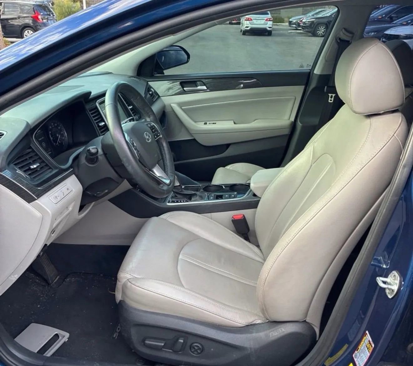 Used 2018 Hyundai Sonata Limited w/ Limited Ultimate Package 03 image 3