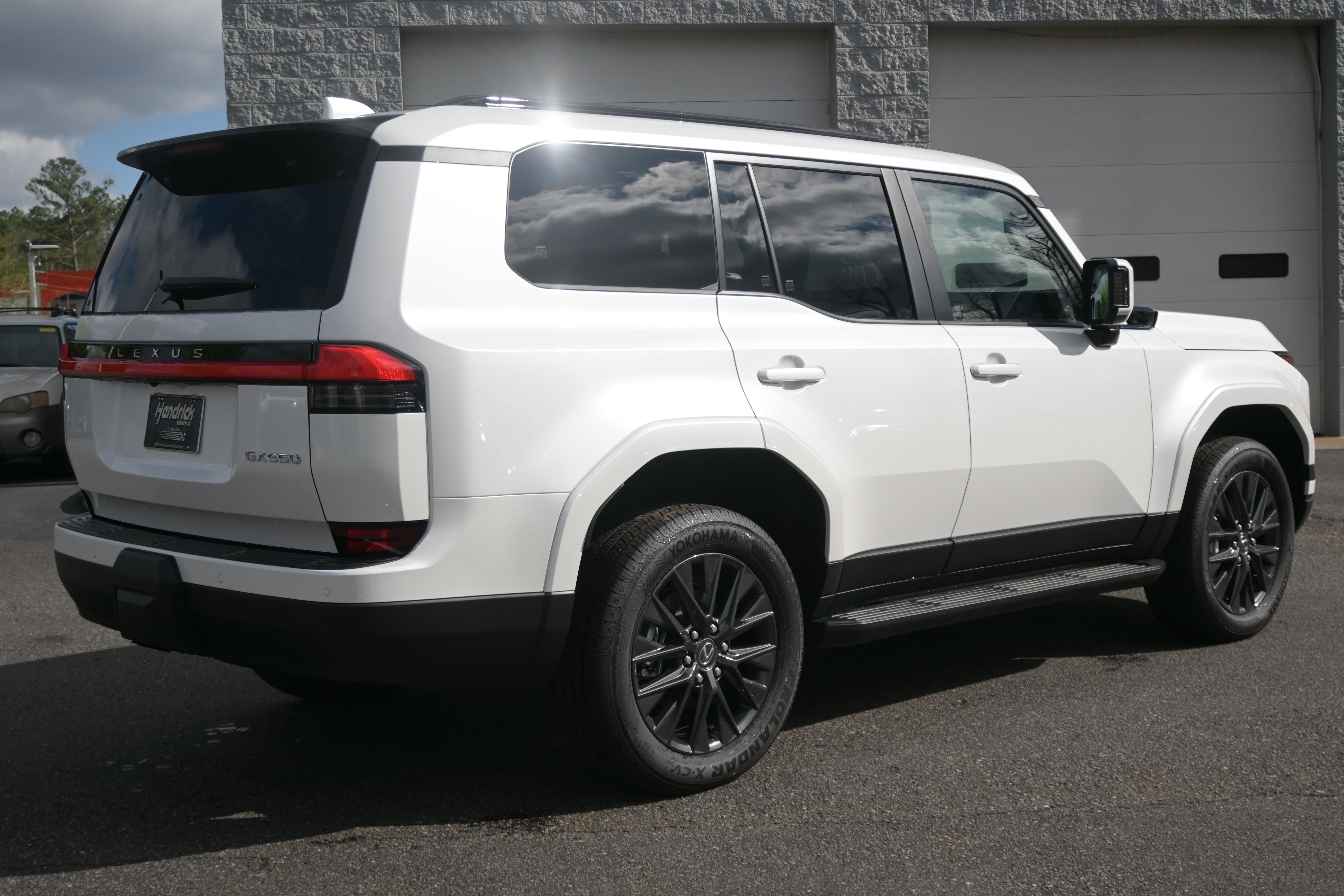 Used 2026 Lexus GX 550 GX 550 Premium w/ Cold Area Package image 9